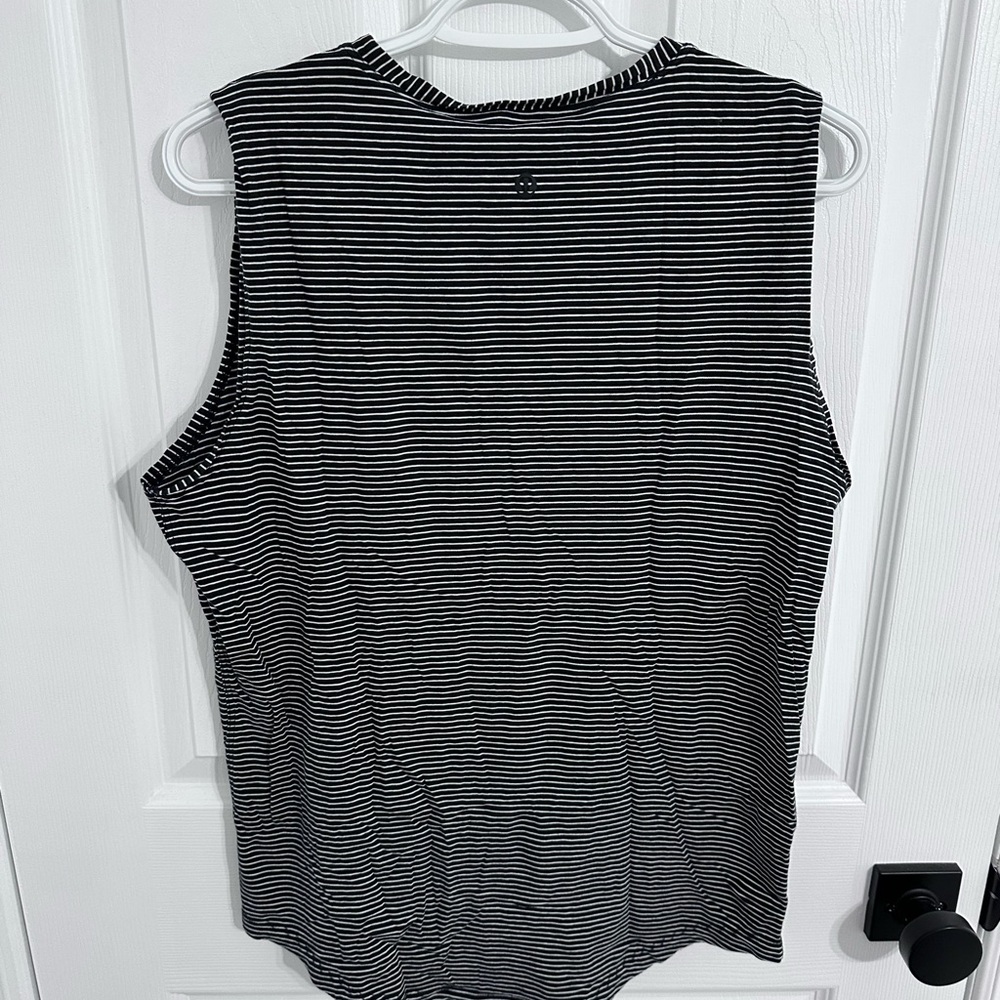 Lululemon Tank - Picture 3 of 3